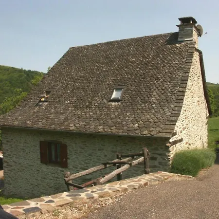 Maison De Caractere Renovee, 3 Chambres, Jardin, Cheminee, Proche Vallee Du Lot Et Monts Du Cantal - Fr-1-742-260 Ferienhaus