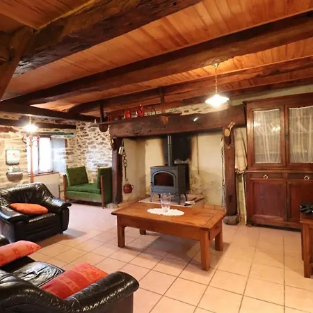 Maison De Caractere Renovee, 3 Chambres, Jardin, Cheminee, Proche Vallee Du Lot Et Monts Du Cantal - Fr-1-742-260 Ferienhaus